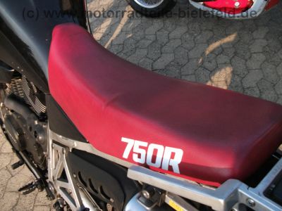 Honda_XLV_750_R_RD01_-_5x_Kardan_Enduro_HRC_blau_rot_schwarz_43.jpg