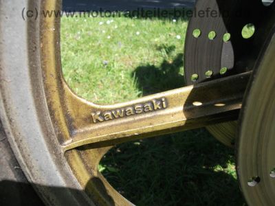 Kawasaki_GPZ_550_UT_rot_ZX_550_A_-_wie_GPZ_Z_KZ_LTD_ZX_400_500_750_UT_A_E_H_24.jpg