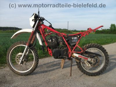 Yamaha_XT_350_55V_-_wie_TT_XT_250_350_500_550_600_3YT_2KF_43F_48.jpg