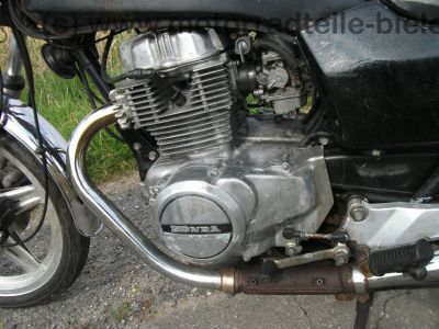 Honda_CB_400_N_schwarz_orig__Auspuff_HM_443_442_-_wie_CB_CM_250_400_450_T_N_19.jpg
