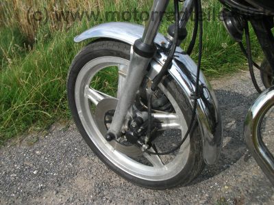 Honda_CB_400_N_schwarz_orig__Auspuff_HM_443_442_-_wie_CB_CM_250_400_450_T_N_24.jpg