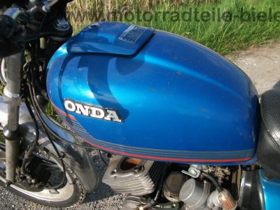 Honda_CB_400_T_blau_orig__Auspuff_HM_413_414_Gepaecktraeger_-_wie_CB_CM_250_400_450_T_N_52.jpg