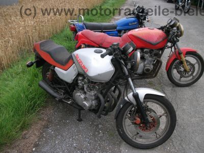 Suzuki_GS_550_M_KATANA_rot_Airbrush_GIMBEL_Fussrasten_-_wie_GS_400_500_550_750_D_E_L_6.jpg