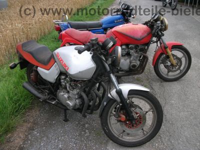 Suzuki_GS_550_M_KATANA_rot_Airbrush_GIMBEL_Fussrasten_-_wie_GS_400_500_550_750_D_E_L_7.jpg