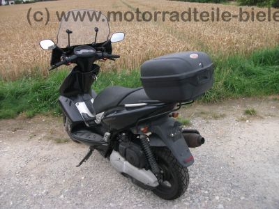 Yamaha_Maxster_XQ_125__SE05_98_kmh_Scheibe_BOS_Auspuff_Topcase_mit_Traeger_-_wie_Majesty_MBK_Thunder_Skyliner_6.jpg