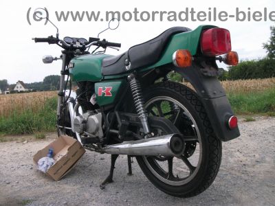 Kawasaki_KZ_250_A_TWIN_gruen_original_Auspuff_-_wie_Z_KZ_GPZ_CSR_250_305_400_440_A_B_C_D_E_LTD_TWIN_2.jpg