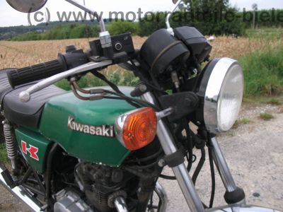 Kawasaki_KZ_250_A_TWIN_gruen_original_Auspuff_-_wie_Z_KZ_GPZ_CSR_250_305_400_440_A_B_C_D_E_LTD_TWIN_67.jpg
