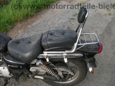 Suzuki_GZ_125_Marauder_schwarz_Crash_Motor_OK_Sissy-Bar_Packtaschenhalter_SB_-_wie_GN_DR_125_13.jpg