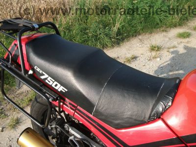 Honda_CBX_750_F_RC17_rot_TOP_4in1_Auspuff_Koffer_Gepaecktraeger_-_wie_CB_750_Sevenfifty_RC_42_CBX_650_E_550_F_F2__76.jpg