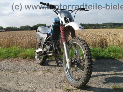 Yamaha_DT_80_LC_2_LC_II_53V_Cross_Motor_2RA_Vergaser_3WC_Raeder_DT_125_4BL_-_wie_RD_DT_50_80_125_LC_1_2_I_II_90.jpg