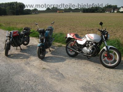 Suzuki_GSX_550_E_GN71D_schwarz-rot_CRASH_Motor_neu_-_wie_GSX_400_500_550_600_F_E_ES_EF_1.jpg