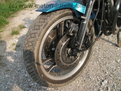 Suzuki_GSX_550_EF_GN71D_tuerkis_orig__Auspuff_-_wie_GSX_400_500_550_600_F_E_ES_EF_110.jpg