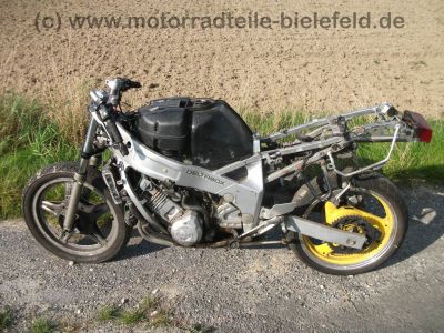 Yamaha_FZR_600_3HE_Crash_-_Motor_Vergaser_Benzinpumpe_CDI_etc__OK__5.jpg