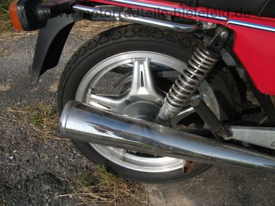 Honda_CB_250_N_rot-blau_original_-_wie_CM_CB_250_400_450_T_N_C_62.jpg