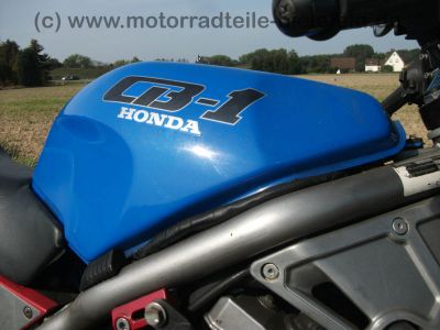 Honda_CB-1_NC27_blau_CB_400_F_CB_1_-_wie_CBR_400_RR_NC23_NC29_CB_400_SF_CBR_600_F_PC19_PC23_66.jpg