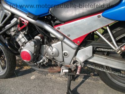 Honda_CB-1_NC27_blau_CB_400_F_CB_1_-_wie_CBR_400_RR_NC23_NC29_CB_400_SF_CBR_600_F_PC19_PC23_9.jpg