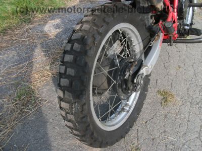 Honda_XL_250_R_MD11_rot_Stunt_-_wie_MD03_XL_350_R_ND03_XL_600_R_PD03_66.jpg