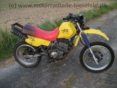 Yamaha_XT_350_Typ_3YT_Stunt_-_wie_55V_XT_TT_250_350_500_550_600_2KF_43F_65.jpg