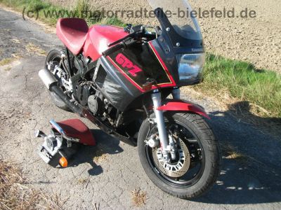 Kawasaki_GPZ_600_R_rot_ZX600A_Streetfighter_Wrack_-_wie_GPZ_GPX_ZX_500_600_750_900_R_A_B_C_56.jpg