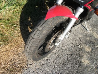 Kawasaki_GPZ_600_R_rot_ZX600A_Streetfighter_Wrack_-_wie_GPZ_GPX_ZX_500_600_750_900_R_A_B_C_74.jpg