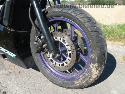 Kawasaki_GPX_600_R_schwarz-blau_ZX600C_Unfall_gepflegt_-_wie_GPZ_GPX_ZX_500_600_750_900_R_A_B_C_69.jpg