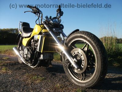 Honda_VF_750_C_Magna_RC09_gelb_Crash_-_wie_VF_500_700_750_1100_S_F_C_RC21_RC28_V35_V45_V65_Sabre_Interceptor_92.jpg