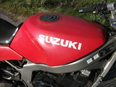 Suzuki_GS_500_E_rot_Scheibe_GM51A_GM51B_wie_GSF_500_GS_500_F_GS_450_GSX_400_250_E_61.jpg
