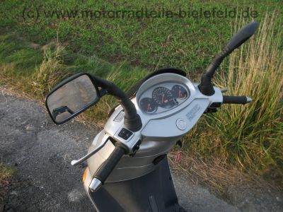 Aprilia_LEONARDO_125_150_ZD4MB_Roller_Scooter_wie_Scarabeo_Cargo_SR_50_125_150_ST_80.jpg