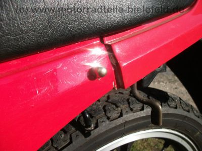 Kawasaki_GPZ_305_Kette_Typ_EX_305_A_rot_Auspuff_KHI_K_070_-_wie_GPz_Z_KZ_CSR_250_305_A_B_C_LTD_BD_Belt_Drive_46.jpg