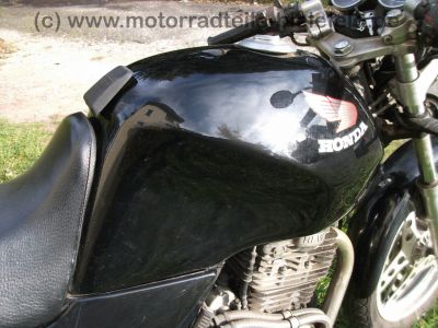 Honda_XBR_500_PC15_schwarz_original_Sozius-Abdeckung_Gepaecktraeger_-_wie_XBR_500_S_GB_500_Clubman_PC16_RFVC_Einzylinder_104.jpg