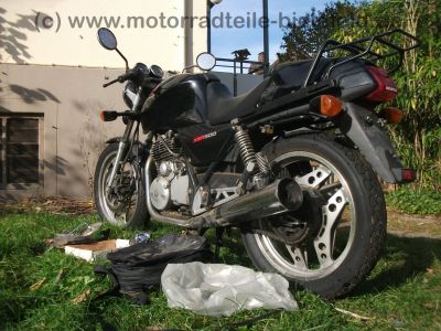 Honda_XBR_500_PC15_schwarz_original_Sozius-Abdeckung_Gepaecktraeger_-_wie_XBR_500_S_GB_500_Clubman_PC16_RFVC_Einzylinder_4.jpg