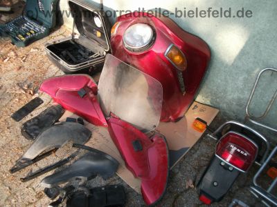 Honda_CX_500_Teile_Rickman_Henke_Voll-Verkleidung_MK_II_III_V_Schuh_Koffer_Traegersystem_Lucas_H4_Lampe_4.jpg