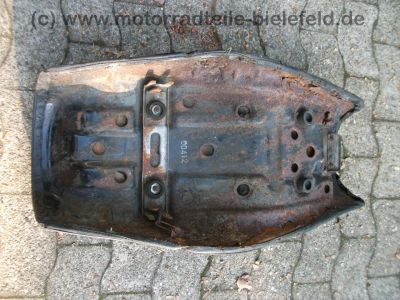 Honda_CX_500_Teile_Rickman_Henke_Voll-Verkleidung_MK_II_III_V_Schuh_Koffer_Traegersystem_Lucas_H4_Lampe_7.jpg