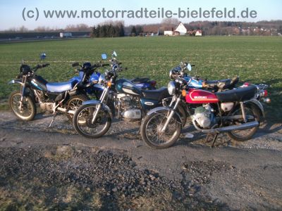 Suzuki_DR_125_S_original_schwarz_SF43B_-_wie_SF44A_NF41A_GN_DR_125_250_400_500_S_SE_SP_370_VanVan_3.jpg