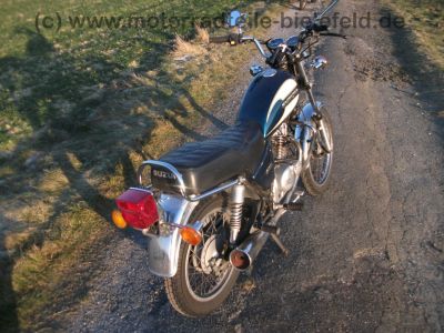 Suzuki_GN_125_SE_gruen_NF41A_-_wie_GN_DR_125_250_S_SE_SF43B_SF44A_VanVan_52.jpg