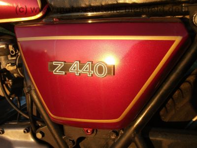 Kawasaki_KZ_440_C_Twin_rot-braun_-_wie_KZ_Z_250_400_440_A_B_H_LTD__39.jpg