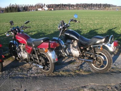 Honda_VF_750_S_blau_RC07_-_wie_VF_400_500_700_750_F_S_C_Magna_Sabre_Interceptor_V4_2.jpg