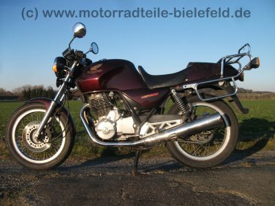 Honda_XBR_500_S_PC15_maroon_Speiche_32kW_Schuh_Koffer_Sitzabdeckung_-_wie_GB_500_Clubman_PC16_15.jpg