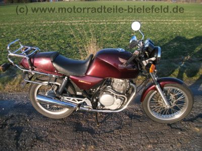 Honda_XBR_500_S_PC15_maroon_Speiche_32kW_Schuh_Koffer_Sitzabdeckung_-_wie_GB_500_Clubman_PC16_58.jpg