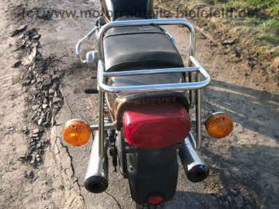 Suzuki_GS_750_E_orig__schwarz_1__Hd__Gepaecktraeger_Sturzbuegel_Breitlenker_10.jpg
