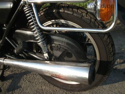 Suzuki_GS_750_E_orig__schwarz_1__Hd__Gepaecktraeger_Sturzbuegel_Breitlenker_9.jpg