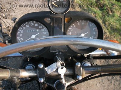 Suzuki_GS_750_E_orig__schwarz_1__Hd__Gepaecktraeger_Sturzbuegel_Breitlenker_91.jpg