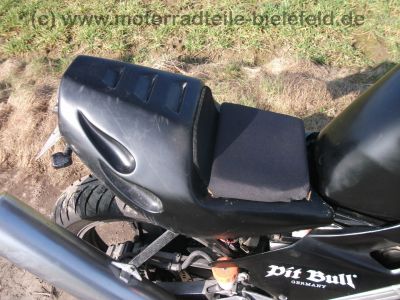 Honda_VFR_750_F_RC24_Street-Fighter_Street_Machines_Maske_Telefix_Lenker_Stahlflex_Bremsleitung_Einmann-Sitz_Joy-Tuning_Auspuff_4in1_aus_RC36_110.jpg