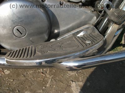 Kawasaki_VN-15_VN_1500_Vulcan_VNT50B_braun_Sissy-Bar_hohe_Scheibe_Zusatz-Scheinwerfer_Trittbretter_Airbrush_Leder_wie_VNT50A_95.jpg
