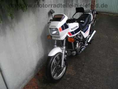 Honda_CX_650_E_RC12_weiss_70PS_Guellepumpe_-_wie_CX_500_650_C_E_PC01_PC06_RC11_126.jpg