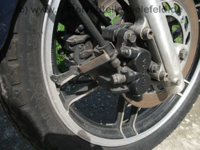 Honda_CBX_650_E_RC13_blau_2__75PS_Motor_Extras_Zubehoer_neuer_Auspuff_-_wie_CBX_550_750_F_F2_130.jpg