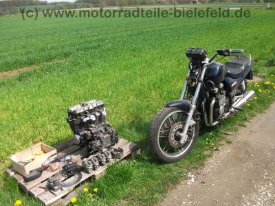 Honda_CBX_650_E_RC13_blau_2__75PS_Motor_Extras_Zubehoer_neuer_Auspuff_-_wie_CBX_550_750_F_F2_2.jpg