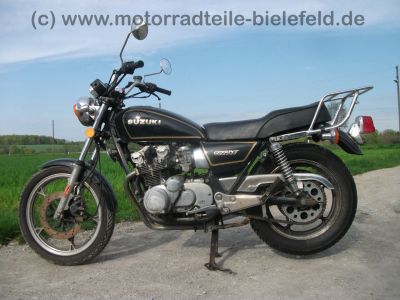 Suzuki_GS_550_T_Chopper_orig__schwarz_Gepaecktraeger_MOTAD_4-1_Auspuff_Edelstahl_-_wie_GS_400_450_500_550_750_D_E_L_T_60.jpg