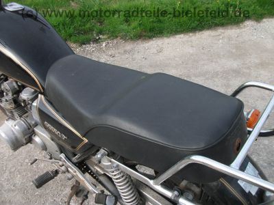 Suzuki_GS_550_T_Chopper_orig__schwarz_Gepaecktraeger_MOTAD_4-1_Auspuff_Edelstahl_-_wie_GS_400_450_500_550_750_D_E_L_T_69.jpg