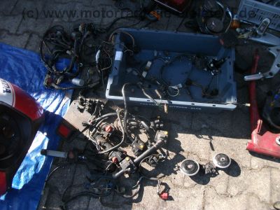 Honda_CB_900_F_F2_Boldor_Bol_D´Or_SC01_SC09_Teile_Mix_-_wie_CB_650_750_1100_F_F2_137.jpg